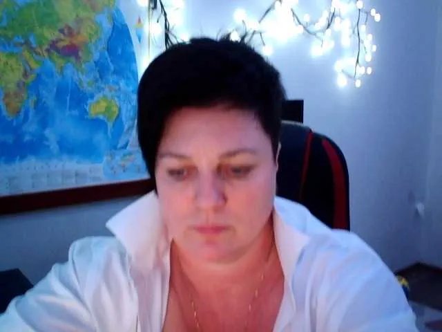 -alenyshka- on BongaCams