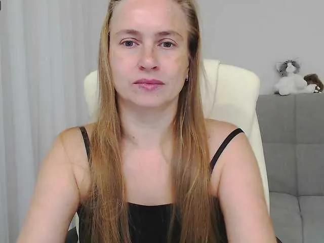 Offline -Jolly- on BongaCams