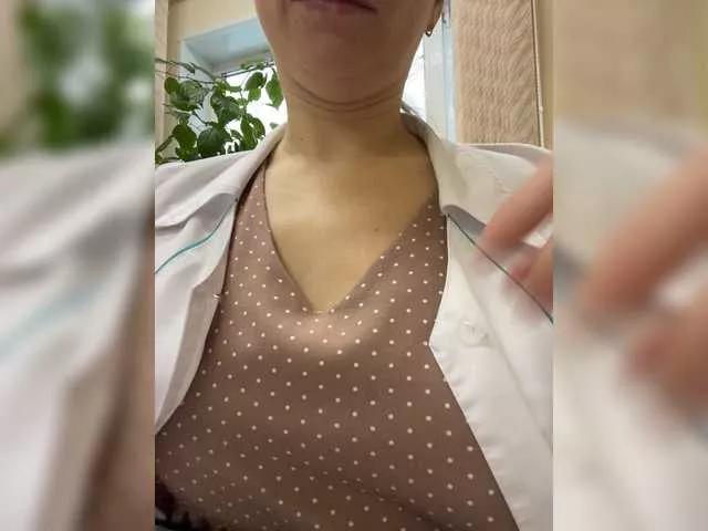 Offline -Jolly- on BongaCams