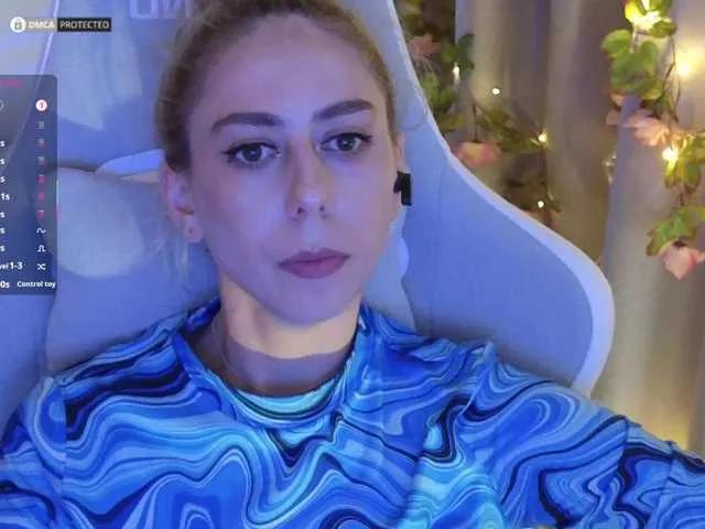 Freechat -Light-Fury- on BongaCams