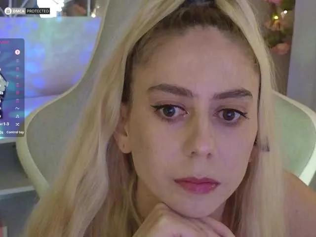 Freechat -Light-Fury- on BongaCams