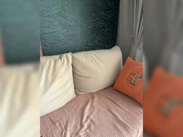 BongaCams -Molly- is Freechat -Molly- — Openness, communication