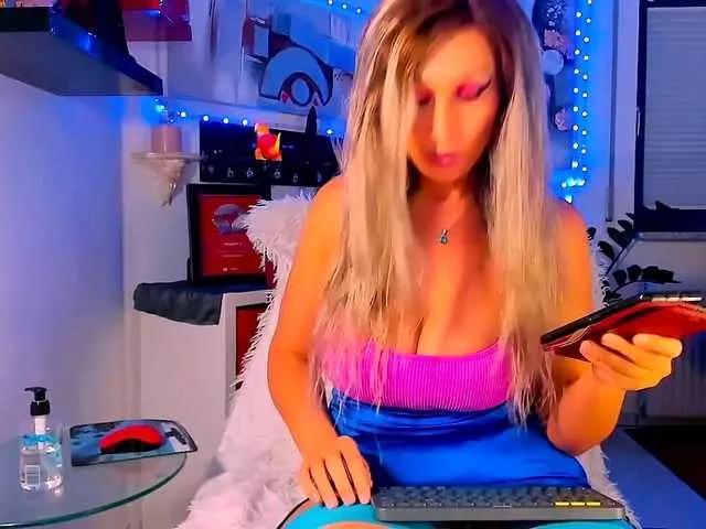 Freechat 2bigass4u on BongaCams