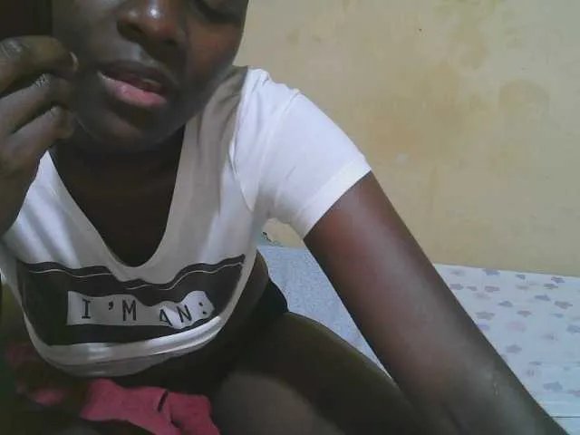 Freechat african-pussy1 on BongaCams