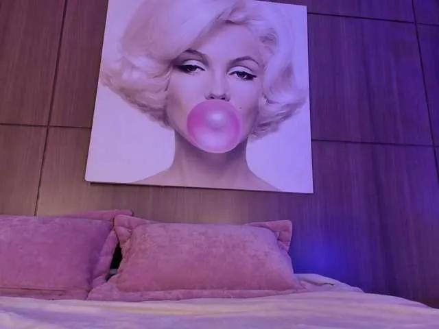 Freechat AgattaDuque on BongaCams