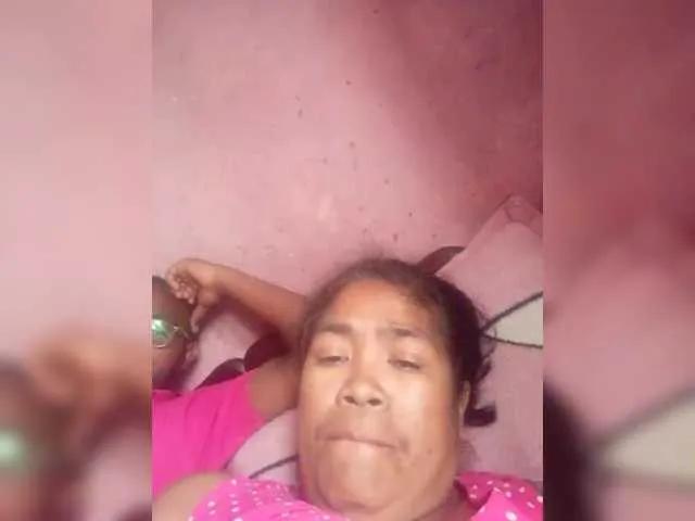 Aiiina on BongaCams 