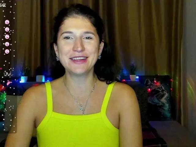 AliannaSoloKisses — Freechat on BongaCams