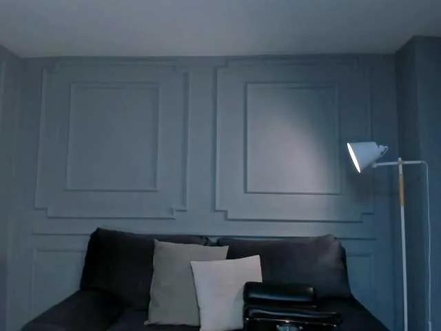 Offline AlinaKravitz on BongaCams