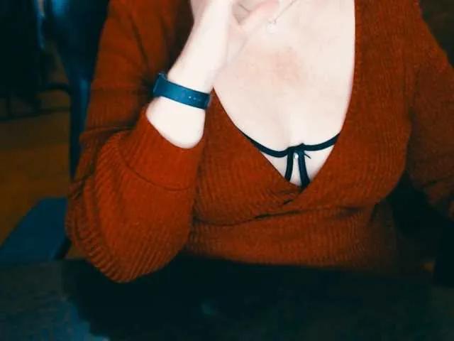 Alisa1917 — I adore smart and passionate men, hot whisper in my ear, slight bites and tender kisses.I expect to spend a great time with you and see you again with new ideas for our private chat, a good rating and comments would be perfect too!