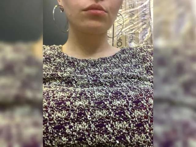 alisonriot on BongaCams