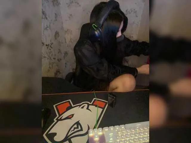 BongaCams aloeloea is Freechat aloeloea — Generosity