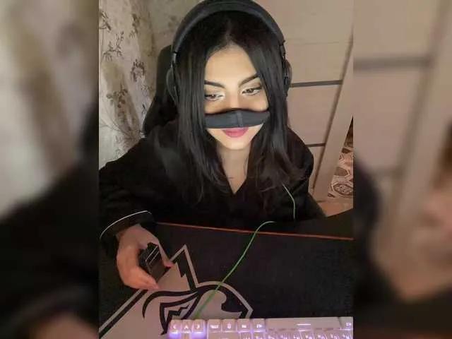 Freechat aloeloea on BongaCams