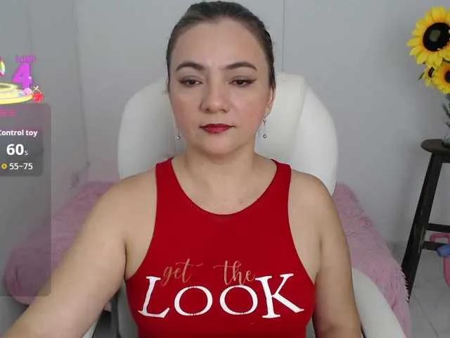 ana-milf on BongaCams 
