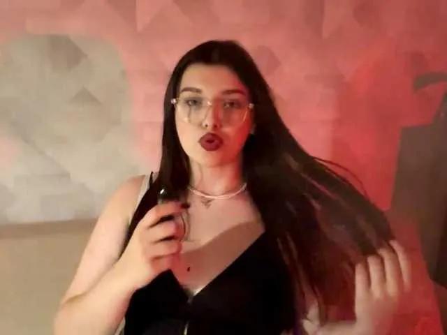 AshleaReuer — If you value openness and a little flirtation, we'll definitely get along. I like to open up during our show and add something new all the time. I like to play with fire - a little seduction and passion to ignite the spark between us.