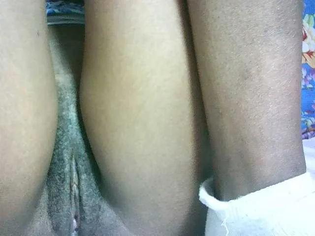 Offline Avrilhunt on BongaCams