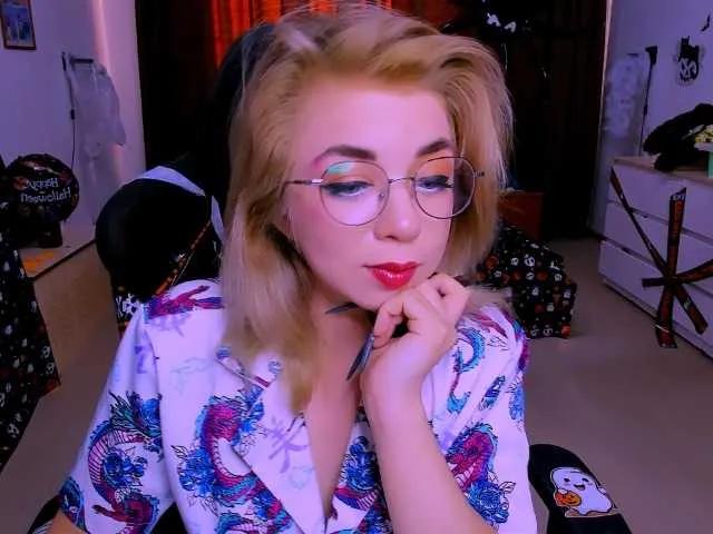 Offline BabyNicole on BongaCams