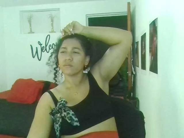 Bellacrespa on BongaCams 