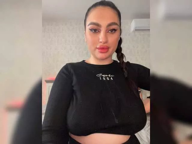 Freechat Big-ass---- on BongaCams