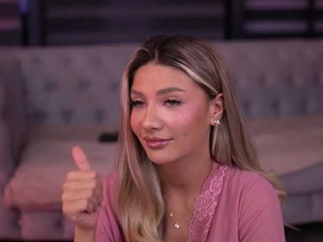 Freechat BlairSander on BongaCams