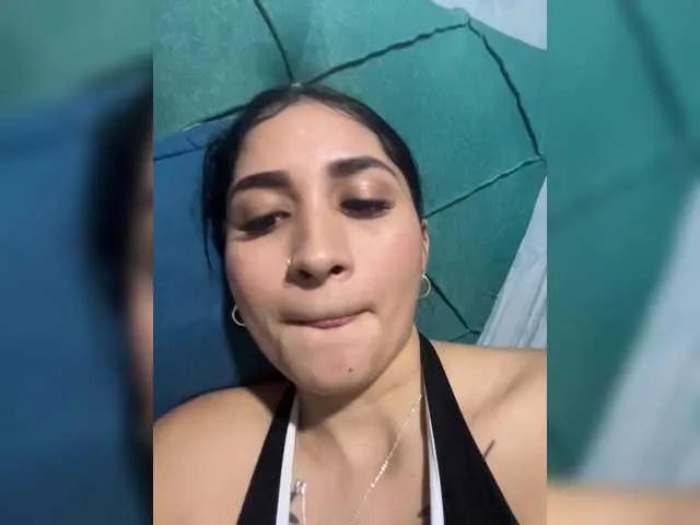 Freechat britt-grey on BongaCams