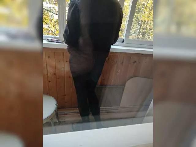 Freechat BumleCrazzzy on BongaCams