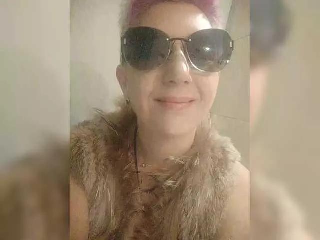 Offline BUSINKA-25 on BongaCams