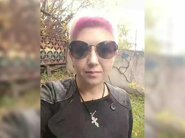 Offline BUSINKA-25 on BongaCams