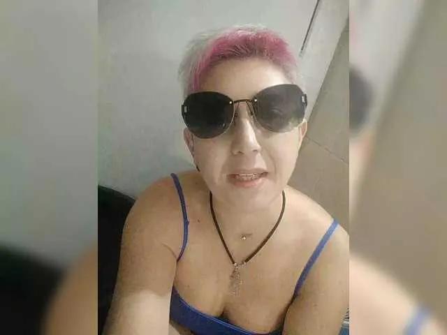 Offline BUSINKA-25 on BongaCams