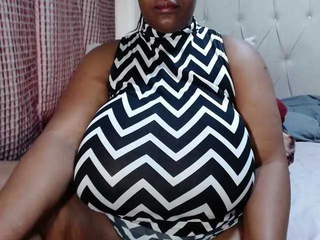 Offline BustyBabeX on BongaCams