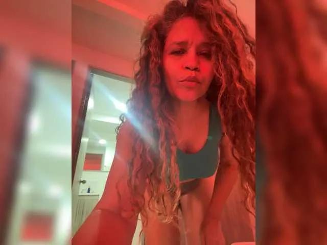 Freechat Candela-lat on BongaCams