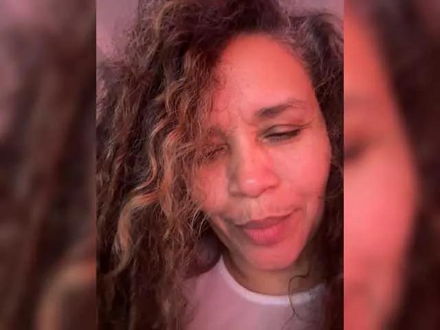 Freechat Candela-lat on BongaCams