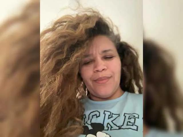 Freechat Candela-lat on BongaCams