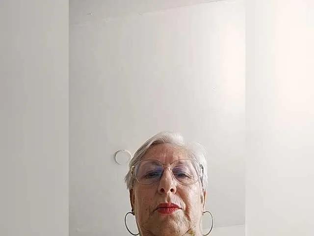 Offline canitas69 on BongaCams