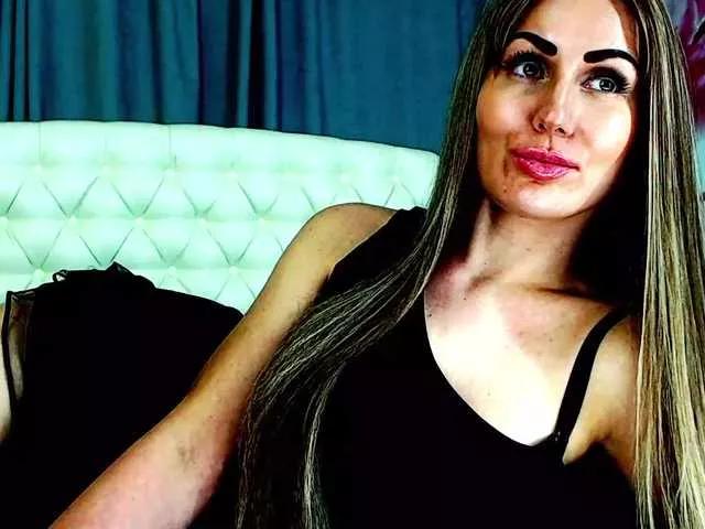 Cassssablanca on BongaCams 