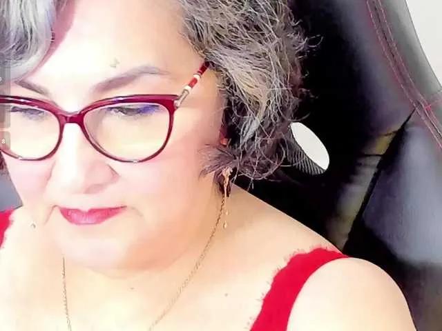 Offline cataleya-mom on BongaCams