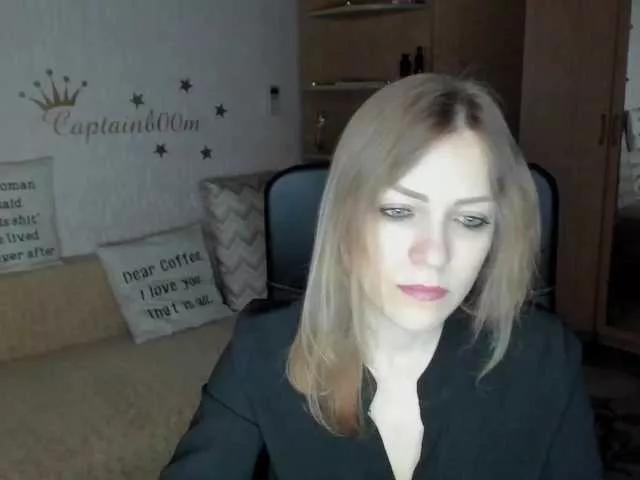 Offline CherishSia on BongaCams