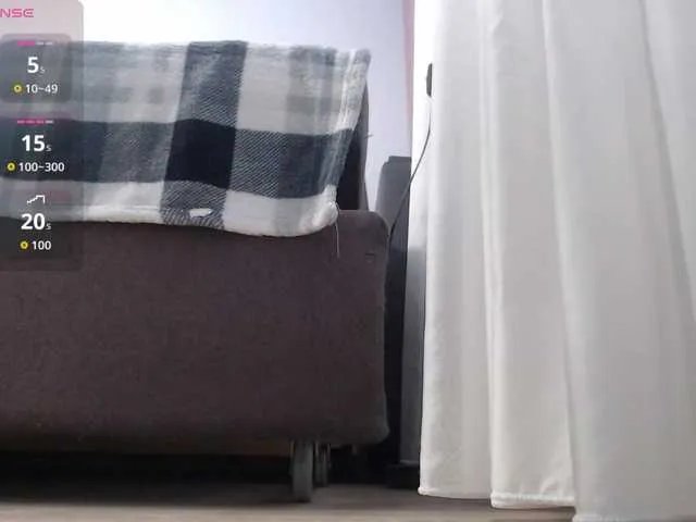 Freechat Cherry-Tip on BongaCams