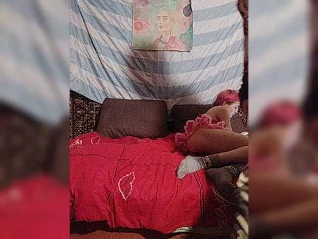 Offline Chipitoli666 on BongaCams