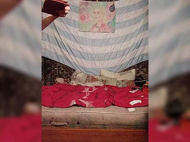 Offline Chipitoli666 on BongaCams