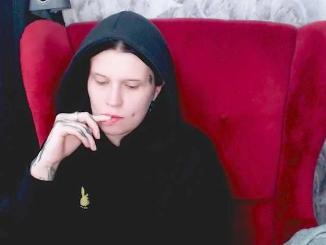 CleaTattoo — I need @total tokens to make me happy  So far we have @sofar !!! We still need @remain more  Help me reach the goal today!!!!  