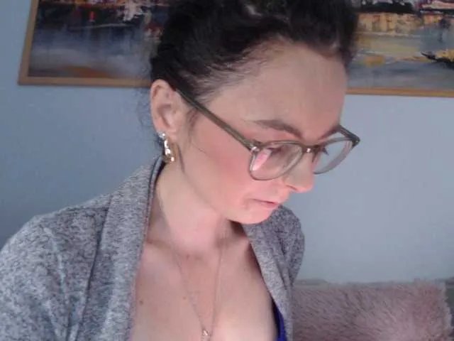 Freechat cleophee on BongaCams