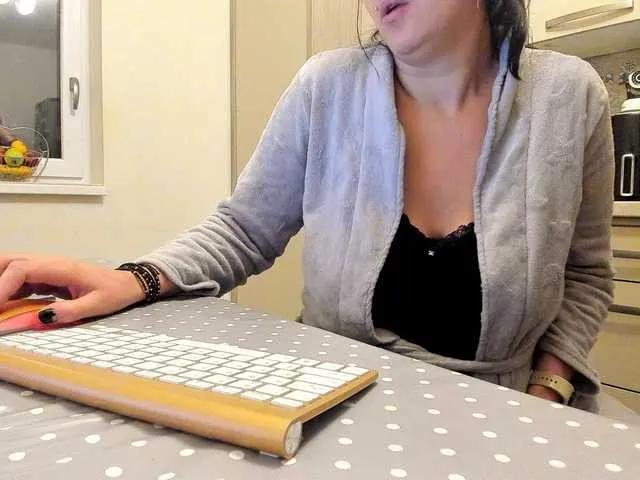 Offline cuplu29 on BongaCams