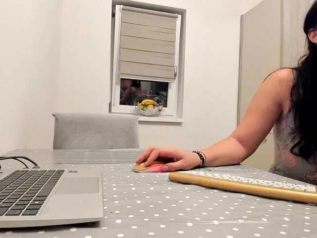 Offline cuplu29 on BongaCams