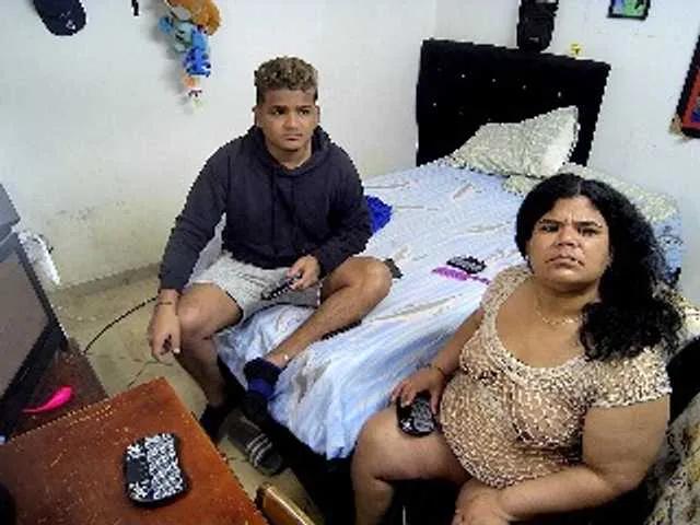 Offline curiousnasty on BongaCams