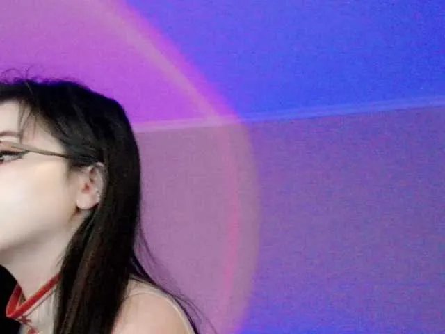 Freechat DazzlingF1re on BongaCams