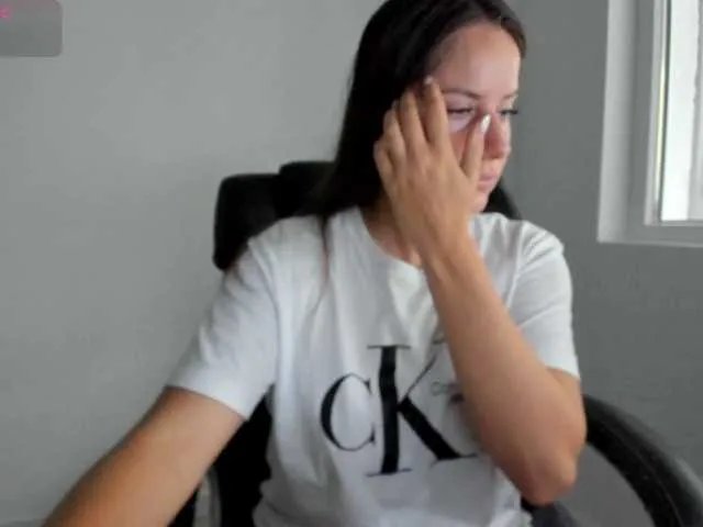 Freechat DiamondKay on BongaCams