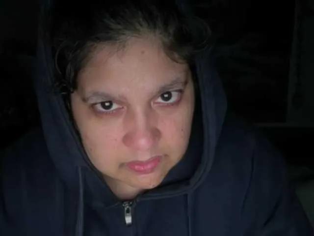 Offline DUMBHOEMELANIE on BongaCams