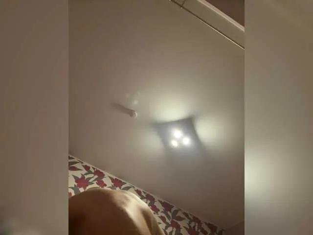 Freechat elegancycouple on BongaCams