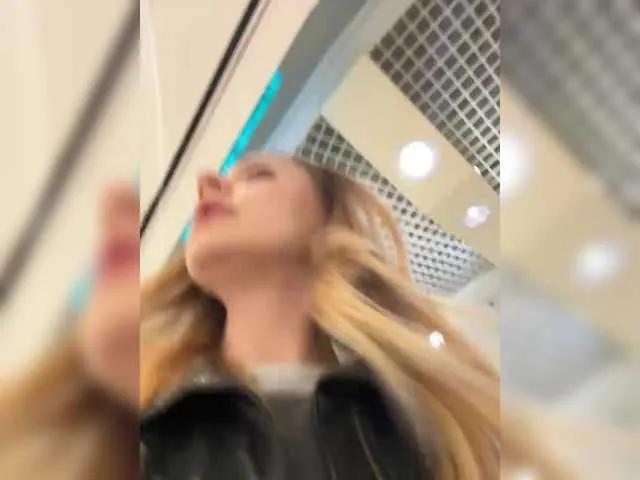 elegantbabe on BongaCams 