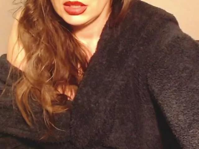 ellaine on BongaCams